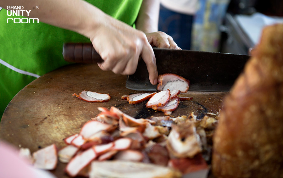 ข้าวหมูแดงสุณี ตลาดพลู