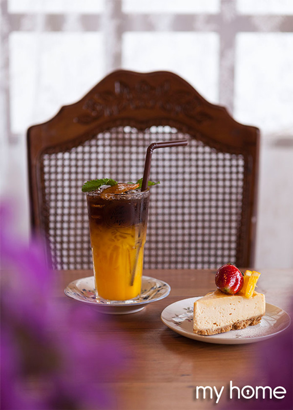 London Cheese Cake Orange Coffee คาเฟ่ย่านเสรีไทย Once upon a tree café