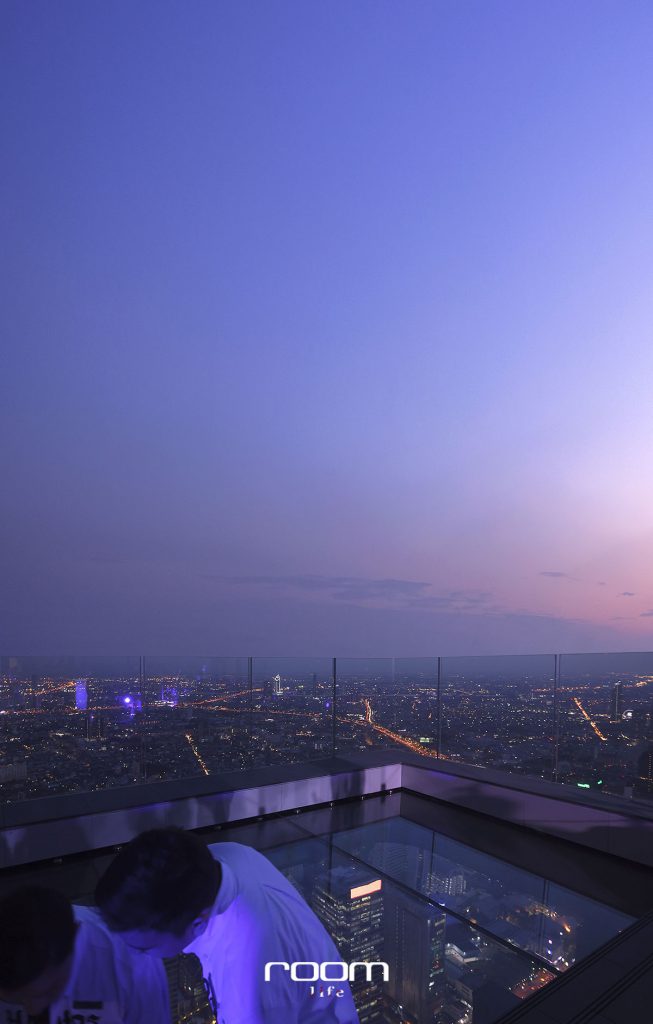 MAHANAKHON SKYWALK