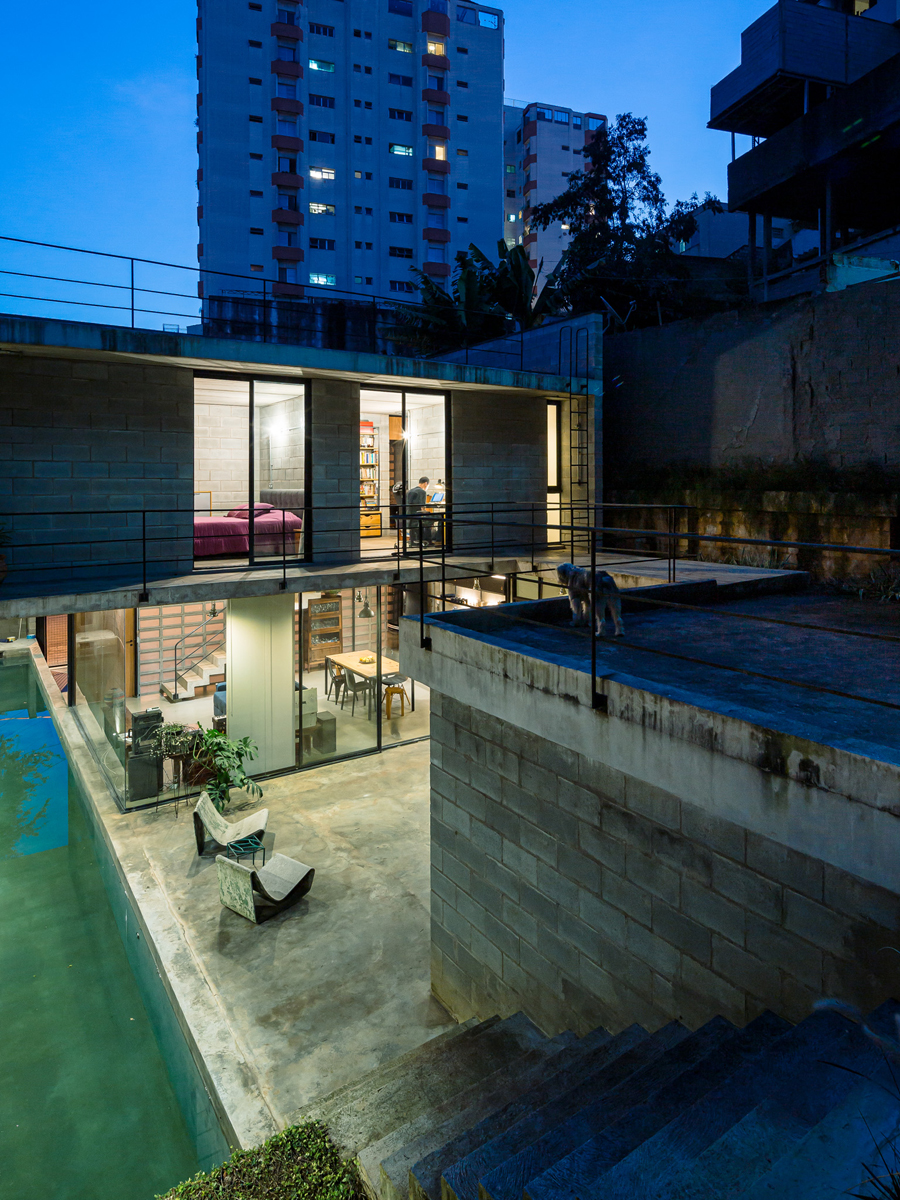 บ้านอิฐบล็อก Terra e Tuma Arquitetos