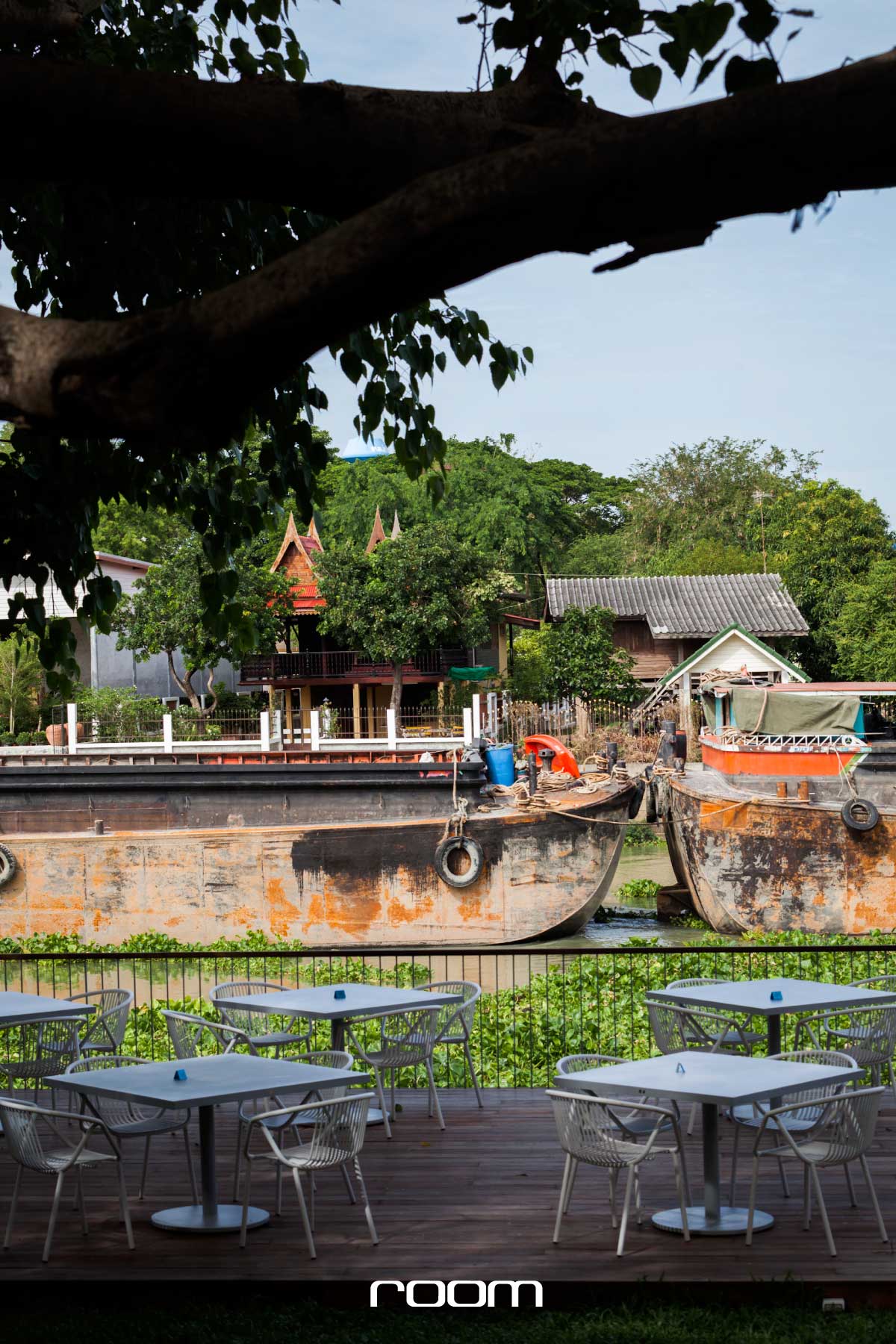 บ้านป้อมเพชร ร้านกุ้งเผาอยุธยา ที่พักอยุธยา โรงแรมอิฐ onion