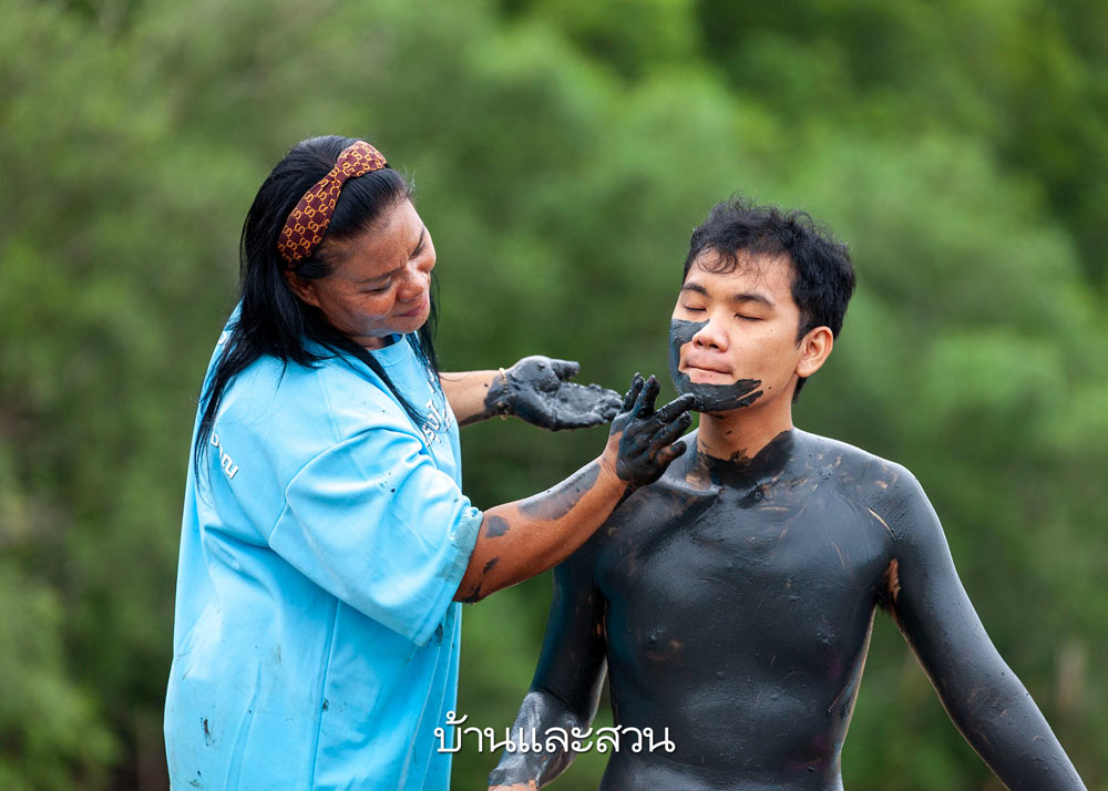 สปาโคลนร้อน พังงา