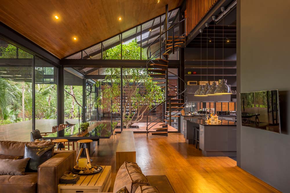 บ้านเหล็ก East Architects 