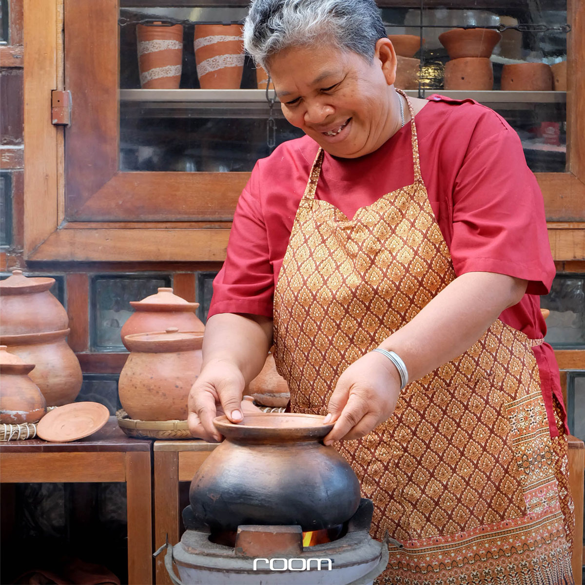 The Artisans Ayutthaya อาร์ทิซานส์ ร้านอาหารริมแม่น้ำเจ้าพระยา ที่เที่ยวอยุธยา ร้านอาหารอยุธยา ร้านกุ้งเผาอยุธยา