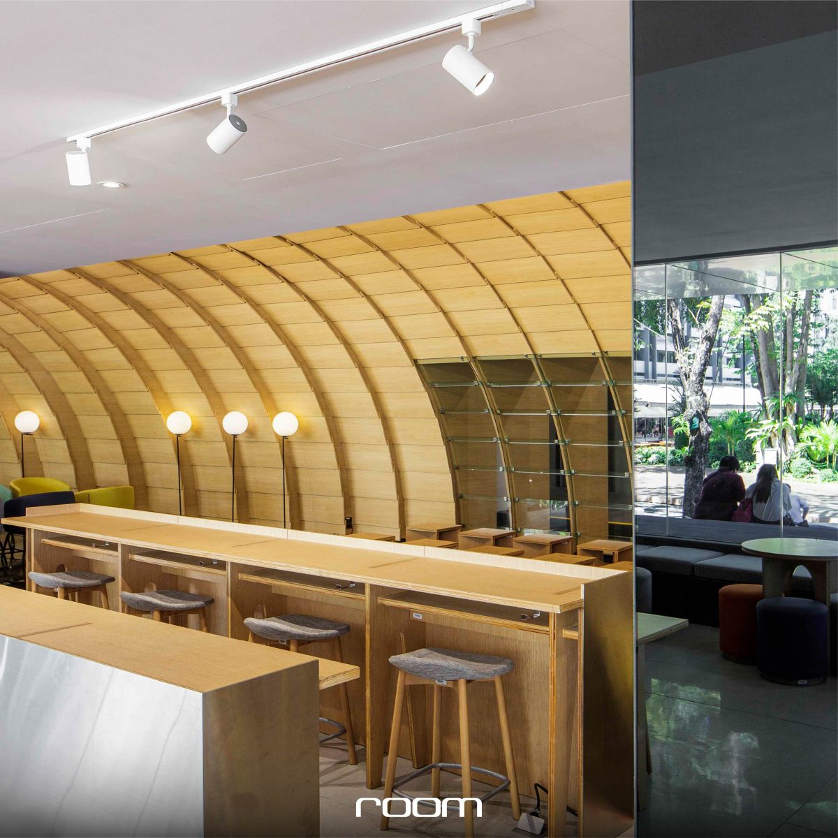 UTCC CO-WORKING SPACE หอการค้า