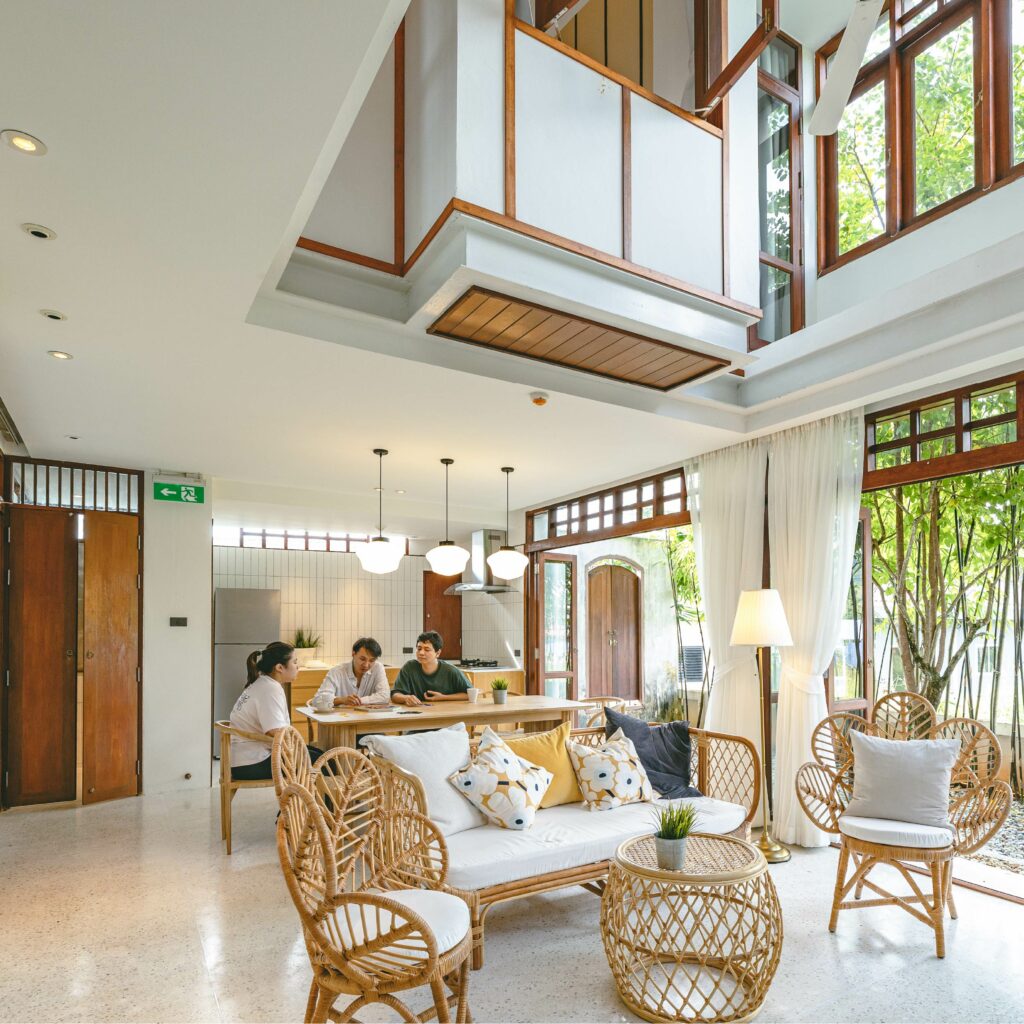 NAAK NANG โรงแรมพูลวิลล่าที่ชวนมาสัมผัสกระบี่ในอีกแง่มุม - room
