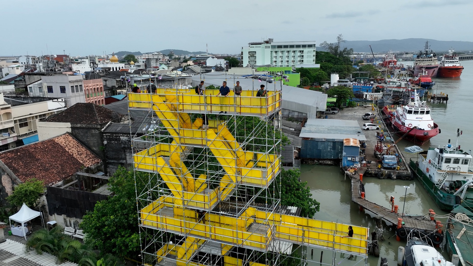 Muslim.Architect.For.Community